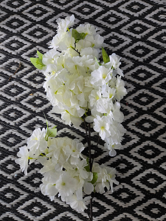 Boeket Bali kunstbloemen  - Japanse kers - wit